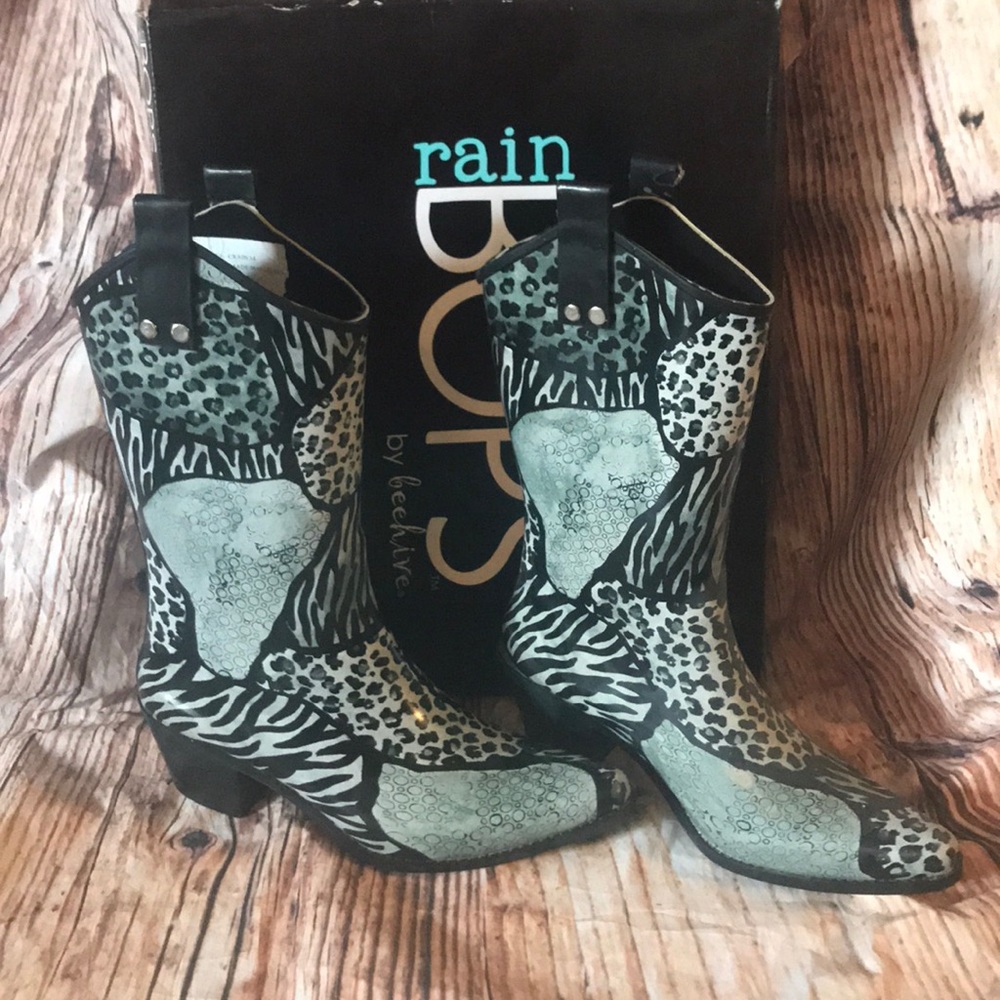 Rain boots